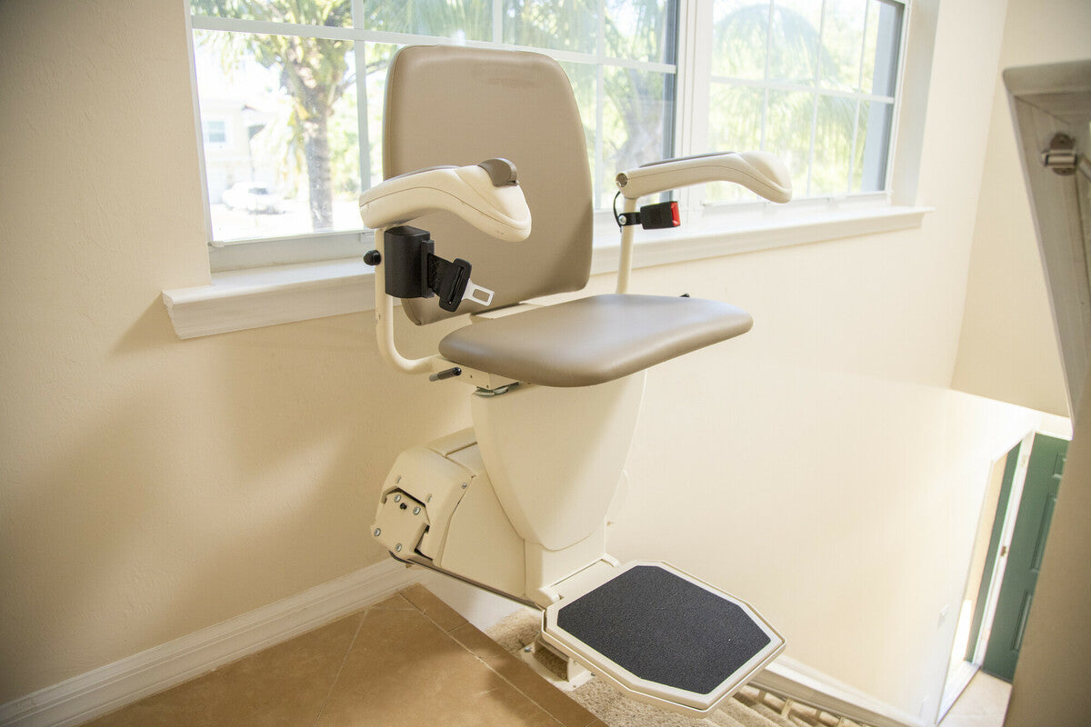 Harmar Premium Pinnacle SL600 Straight Stairlift